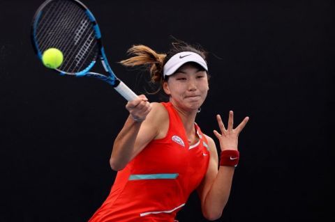  萨巴伦卡发球制胜轻取对手锁定四强