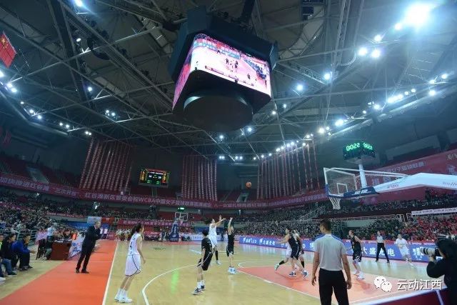  新主场揭幕战告捷，主场优势助力开门红  