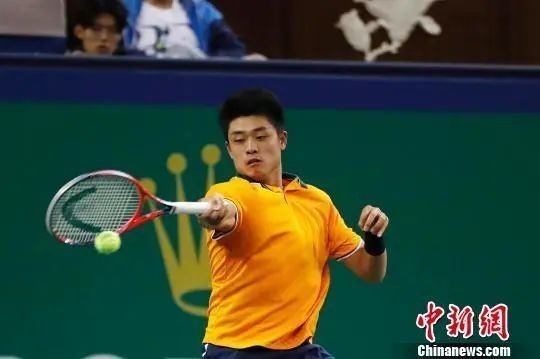  深圳挑战赛决出冠军，中国选手吴易昺斩获赛季首冠  